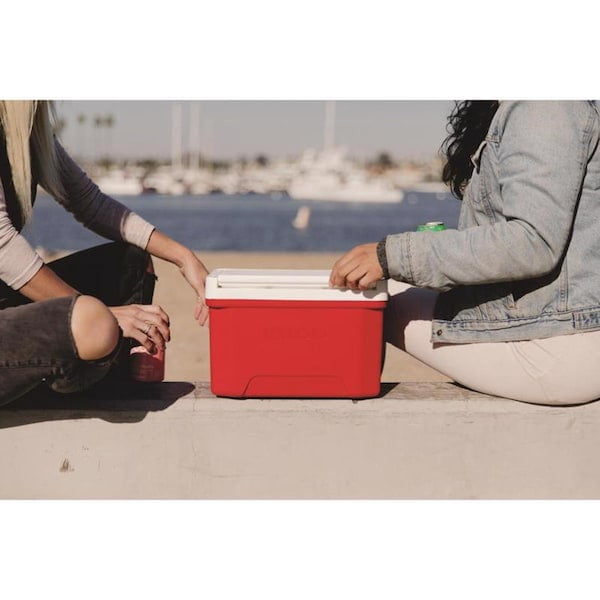 Igloo Legend Cooler  9 QT 12 cans Red 9 QT — Residential Use, Standard Application