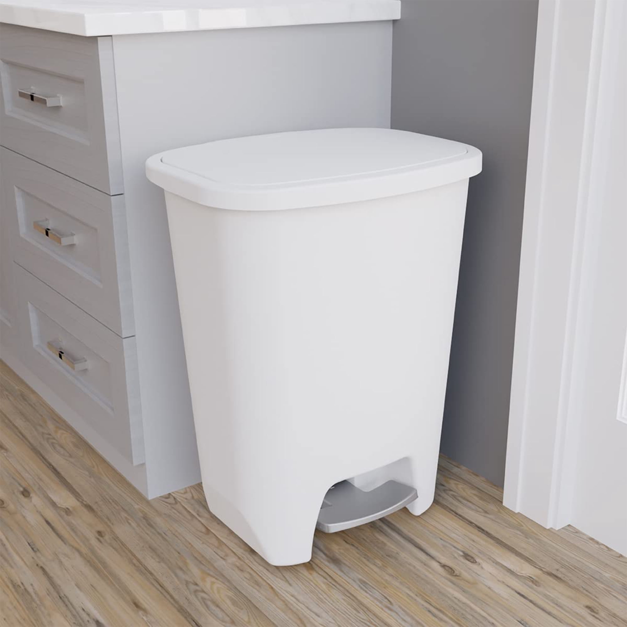 Open Box Glad Kitchen Trash Can with Lid, Foot Pedal and Garbage Bag Rings