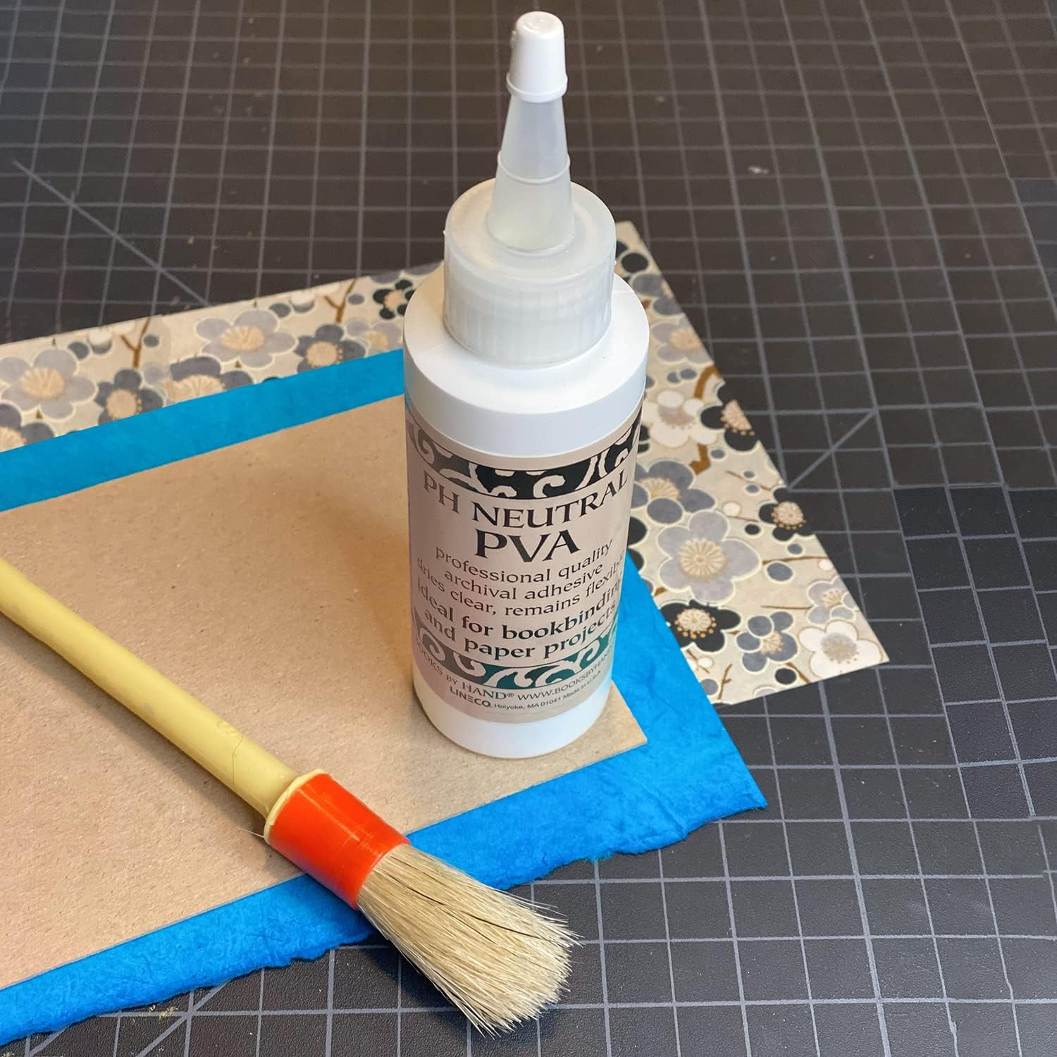 Buy Lineco Neutral PH Adhesive, Archival Quality Acid-Free PVA Buffered Adhesive Dries Clear Flexible 1 Quart Ideal For Paper Board Framing Collage Crafts