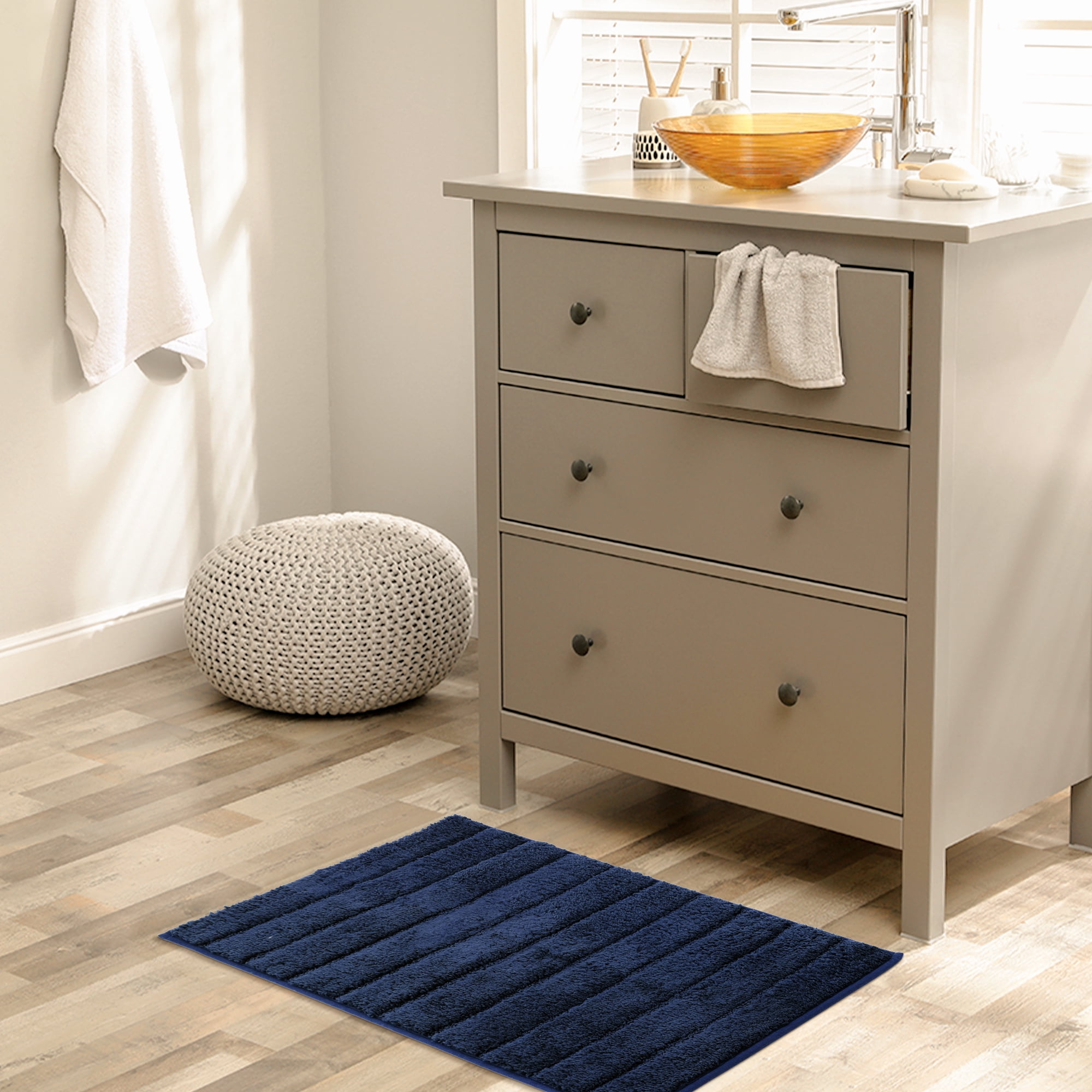 Unique Bargains Soft Stripe Bathroom Rug Rubber Backing Quick Dry Bath Rug Blue 20" x 32"