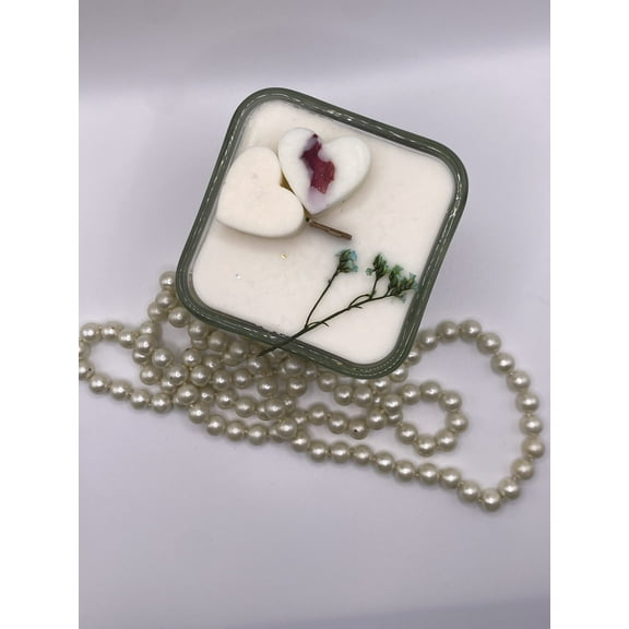 Love Knot Candle Shop Becka’s Sugar Cookie Hand Poured Soy Candle 6 oz Rose leaf