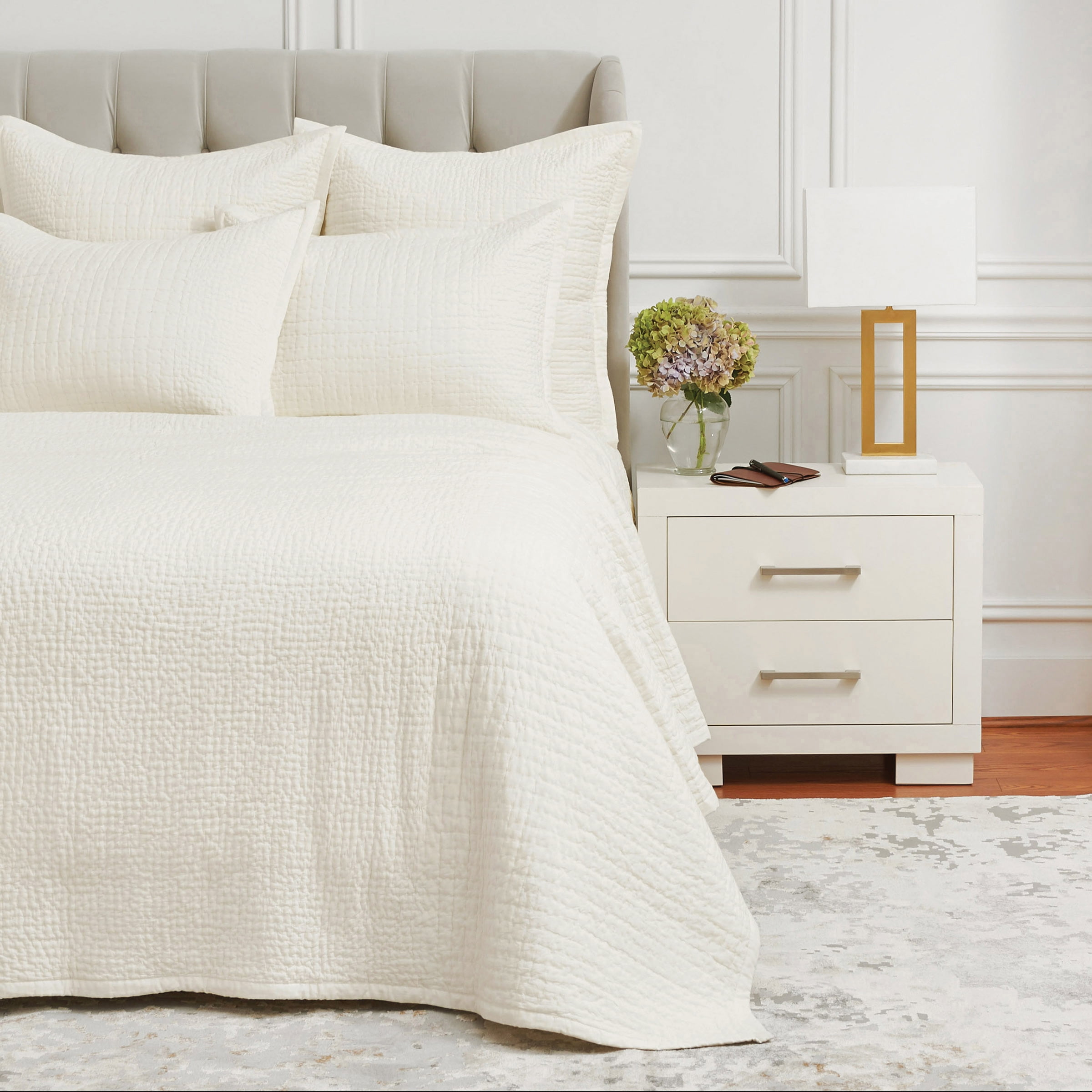 Willa Ivory King Quilt - Walmart.com