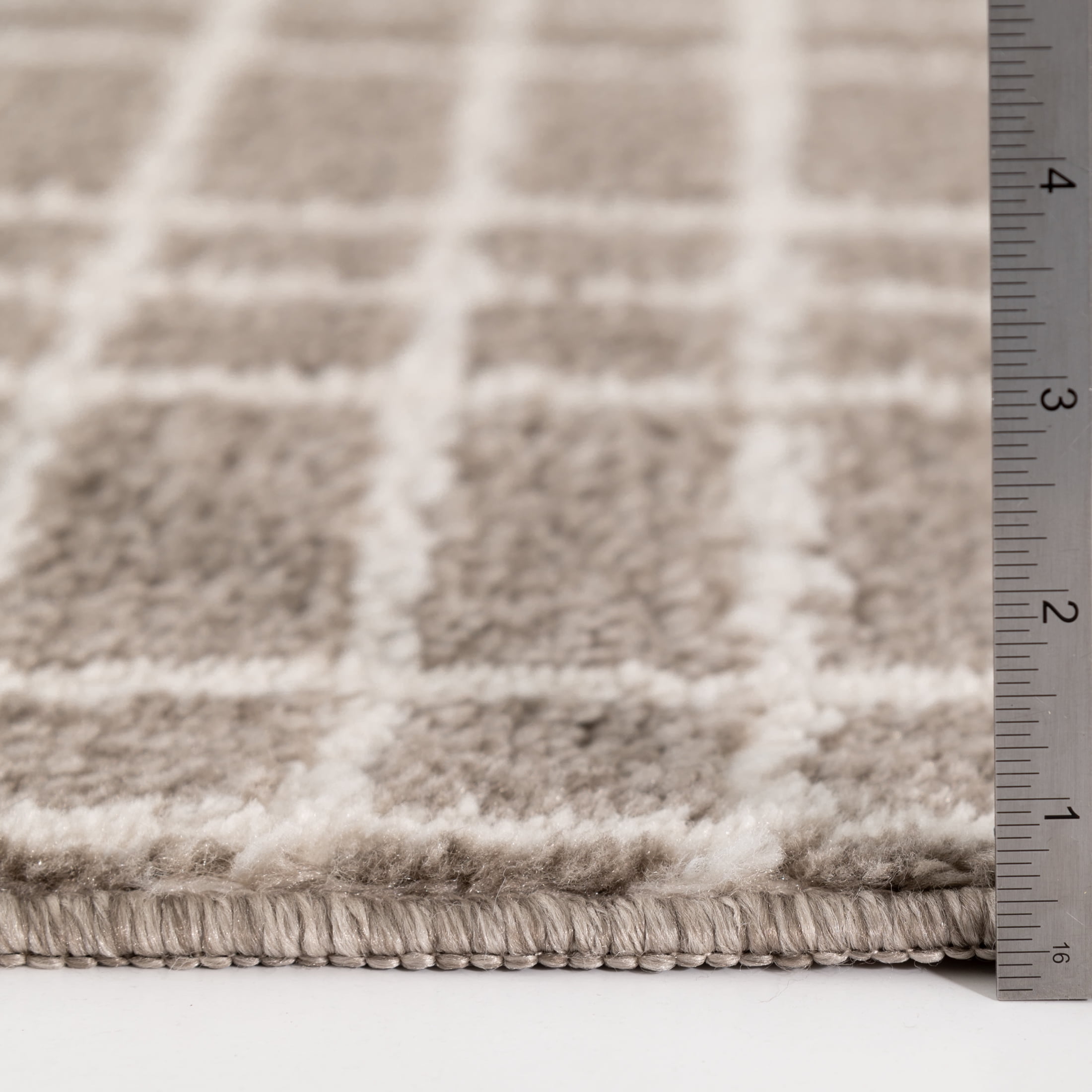 Mainstays Brown Tartan Grid Indoor Area Rug, 5'x7'