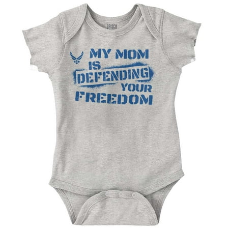 

US Air Force My Mom Defending Freedom Romper Boys or Girls Infant Baby Brisco Brands 6M