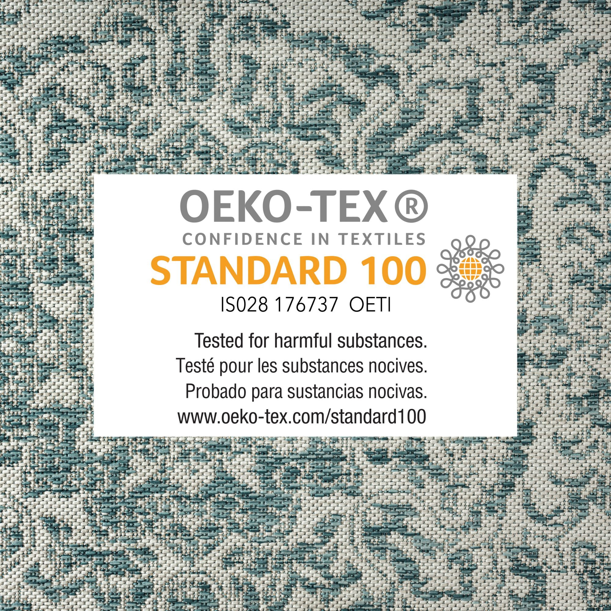 Nicole Miller New York Patio Country Azalea Transitional Medallion Indoor/Outdoor Area Rug, Blue/White, 6'6"x9'2"