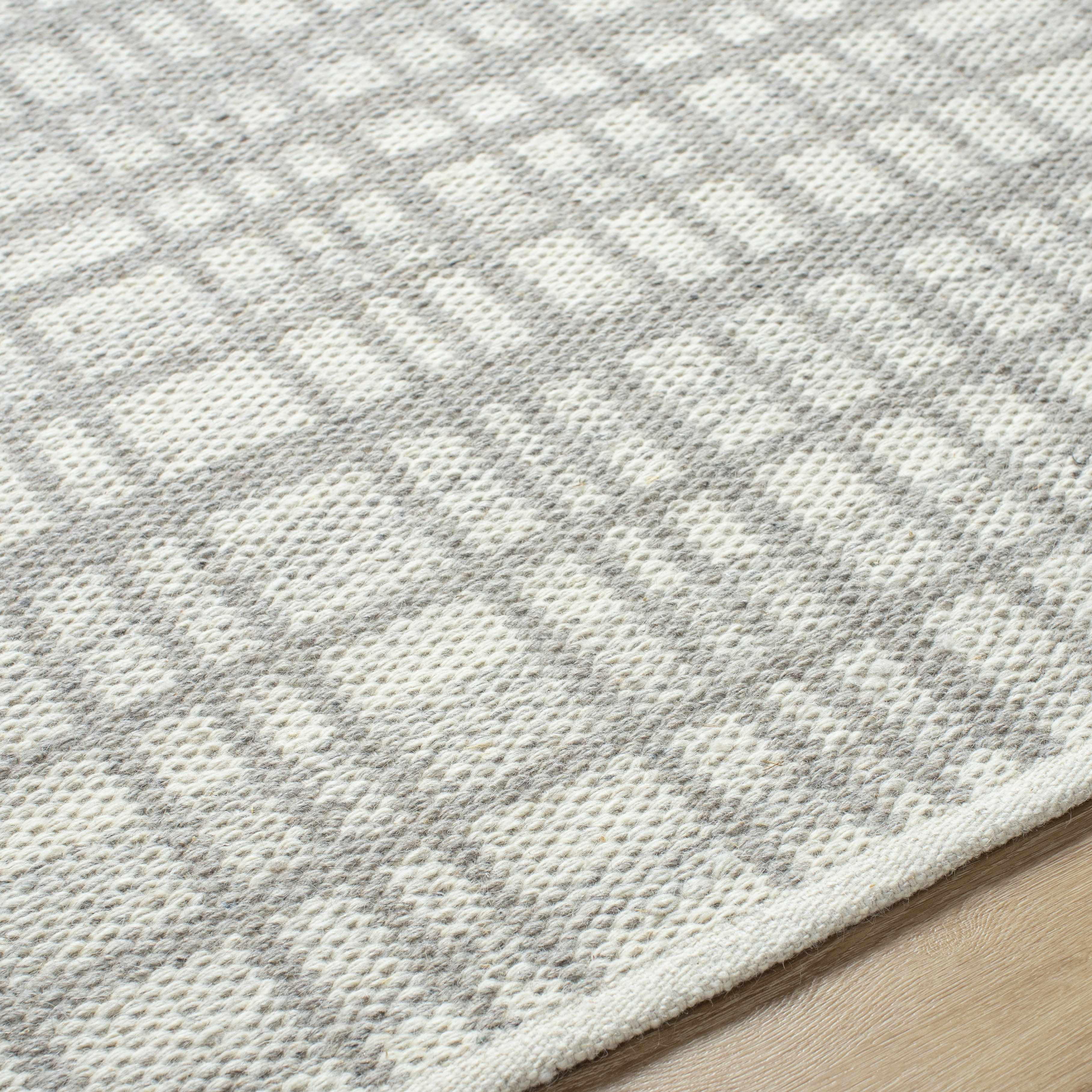 Hauteloom Nissa Wool Living Room, Bedroom Area Rug - Checkered Geometric Square Plaid - Gray, White, Off White - 2' x 3'