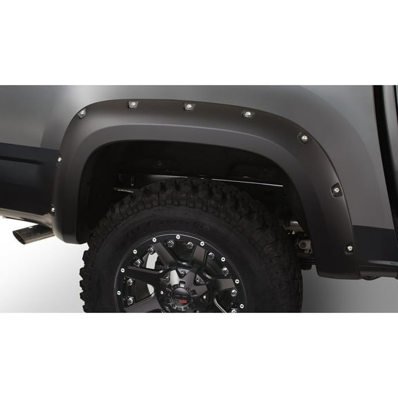 Bushwacker 15-18 GMC Canyon (Excl. ZR2) Fleetside Pocket Style Flares 2pc 74.0in Bed - Black