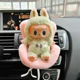 thumbnail image 4 of Asiento de seguridad para muñeca de coche Labubu, asiento de muñeca Kawaii Ob11, salida de aire para coche, decoración con aromaterapia, bonita decoración para coche, un regalo para un amigo, 4 of 5
