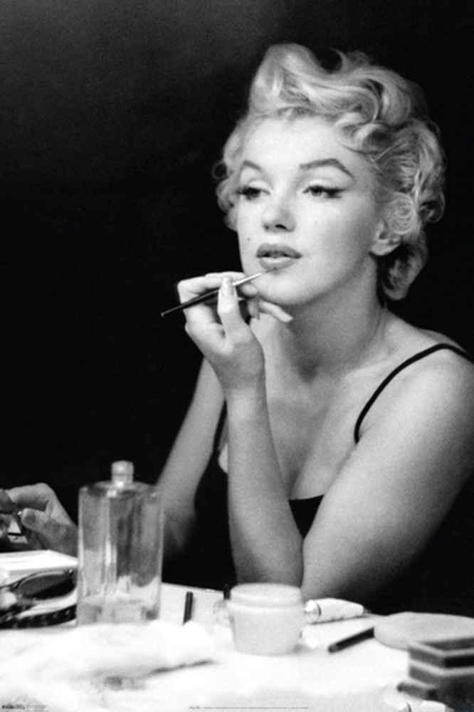 Poster - Studio B - Marilyn Monroe- Makeup 36x24