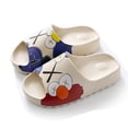 thumbnail image 2 of Diapositivas de almohada con estampado de dibujos animados para mujer, pantuflas de EVA antideslizantes con punta abierta, zapatos para interiores y exteriores, 2 of 4