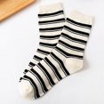 thumbnail image 1 of Calcetines de mujer lindos de estilo japonés, calcetines de moda de longitud media, primavera y verano, finos, absorbentes del sudor, desodorantes, calcetines transpirables con carita sonriente para, 1 of 6