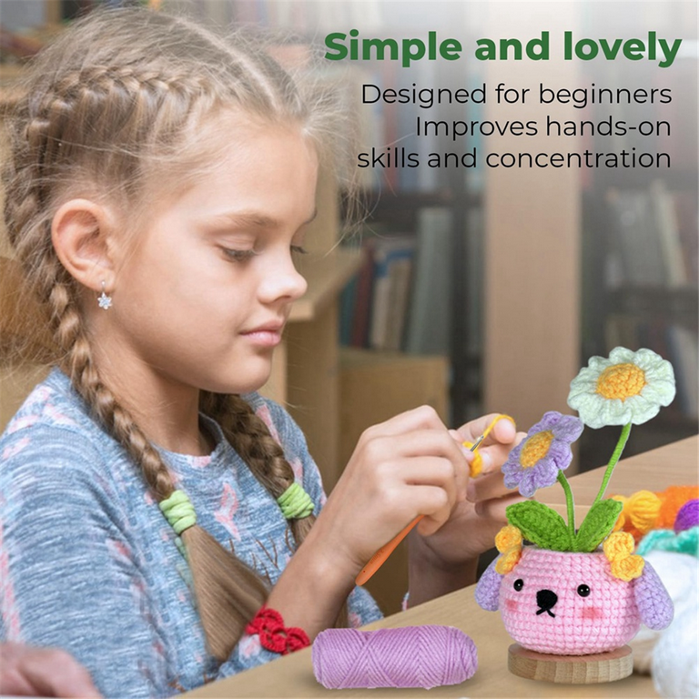 Crochet Kit for Beginners, 105PCS Crochet Starter Kit with 18 Colors  Crochet Yarn, Double-Layer Crochet Set Beginner Crochet Kit for  Kids/Adults