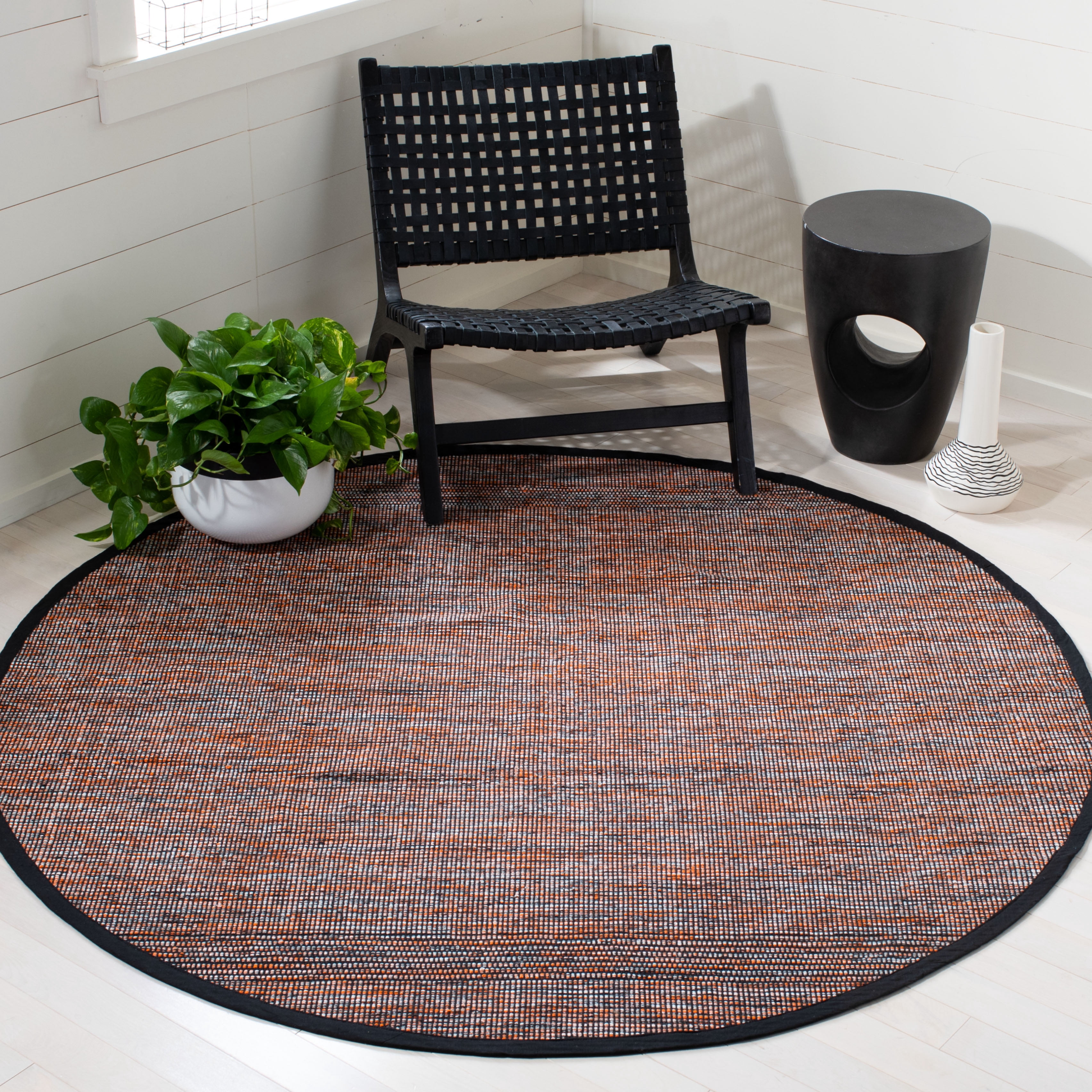 SAFAVIEH Montauk Kelsey Distressed Cotton Area Rug, Orange/Black, 6' x 6' Round