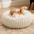 thumbnail image 1 of Funda de forro polar de pana para gatos Bedsure Donut, lavable, crema, 1 of 8