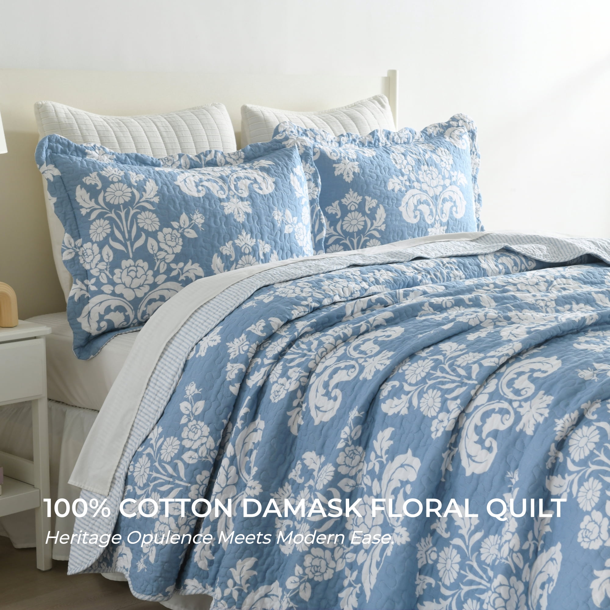 Quilt Queen Size - 100% Cotton Reversible Lightweight Bedspread Set, Pre-Washed Farmhouse Bedding with Damask Floral Pattern, All Season 3-Piece Coverlet (Blue and White)
