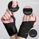 thumbnail image 2 of Muñequera atlética ajustable para hombres y mujeres (negro/1 par),11 Feliz Sencillez, 2 of 4