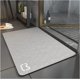 thumbnail image 1 of Alfombra de baño antideslizante Alfombra de baño de diatomita súper absorbente Alfombra de bañera de microfibra Alfombra de ducha suave Secado rápido (gris, 40 * 60), 1 of 5