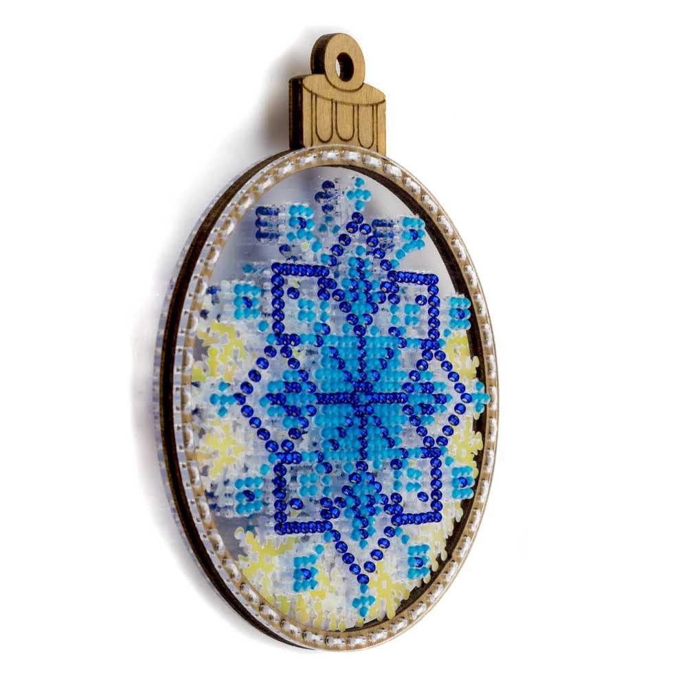 Set for embroidery with beads on a plastic base FLPL-063
