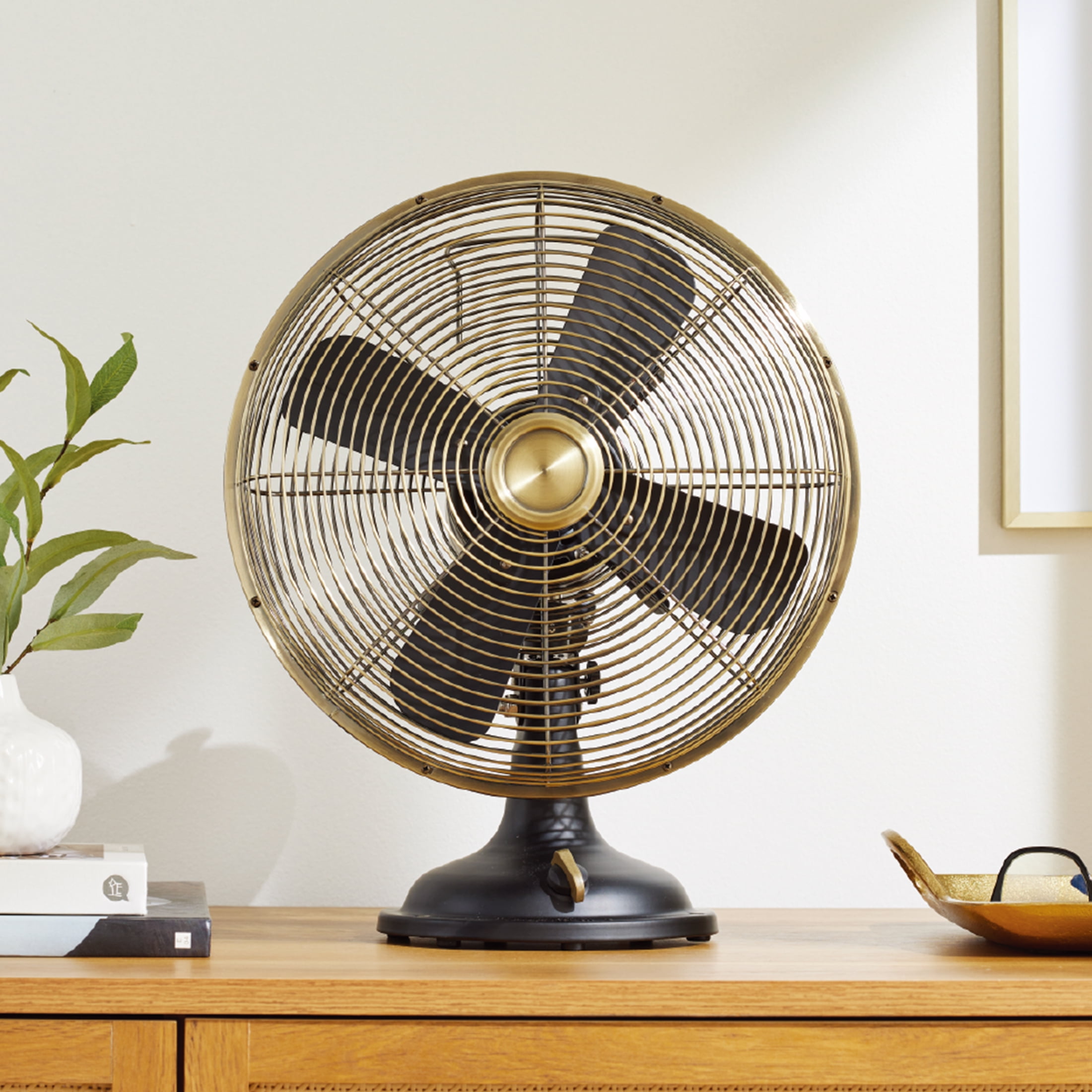 Better Homes & Gardens New 12 inch Vintage Oscillating Table Fan