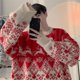 thumbnail image 4 of Suéter navideño rojo de punto de felpa de alta calidad, suéter de gran tamaño, ropa vintage de jacquard de dibujos animados Y2K, Harajuku Kawaii para parejas, 4 of 5