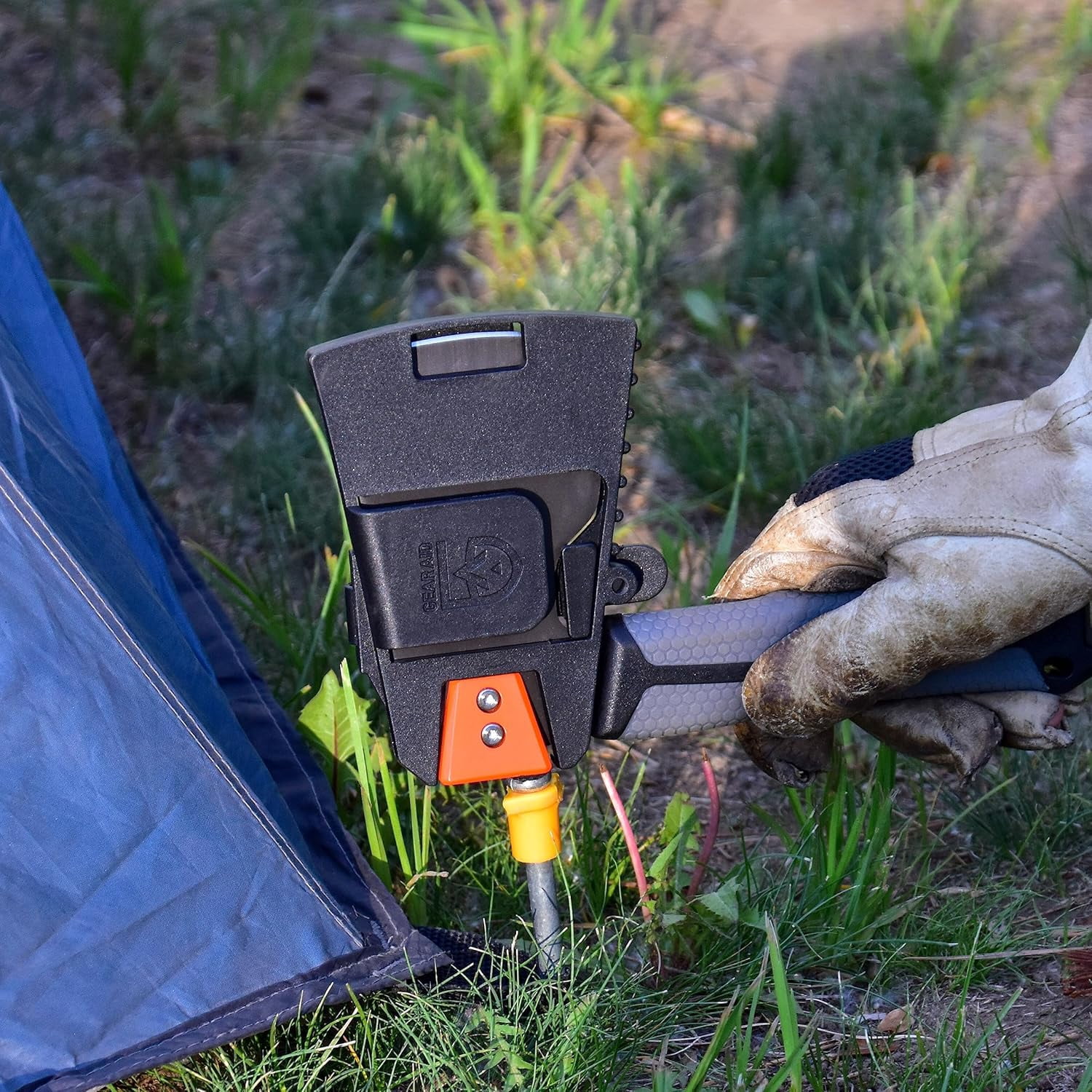 Balta Camp Hatchet: Versatile Fire Tool with Safety Cover, Hammer, Kindling Cutter, and Tent Stake Puller for Outdoor Camping