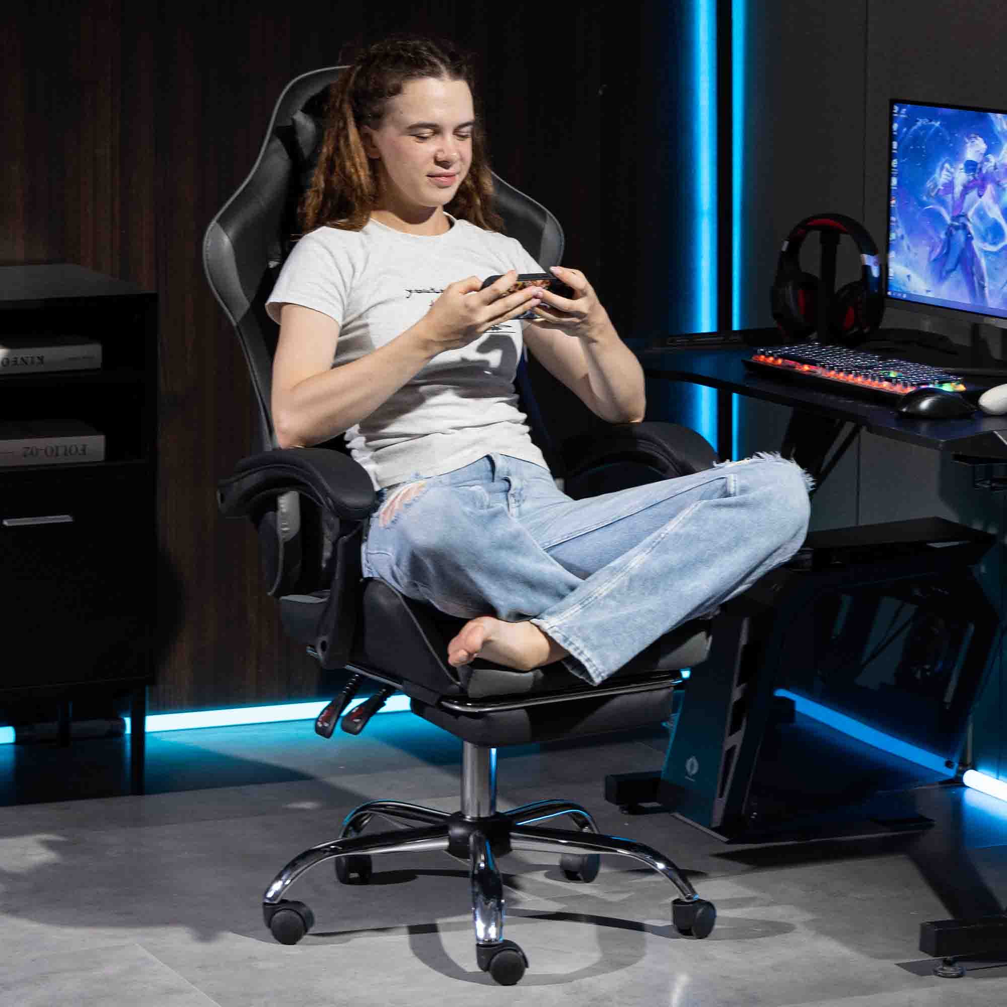 WENTUM Gaming Chair with Massage Lumbar Support Ergonomic Video Game Chair for Adults, Adjustable Headrest & Footrest, 90-135° Recline, 360° Swivel, Grey