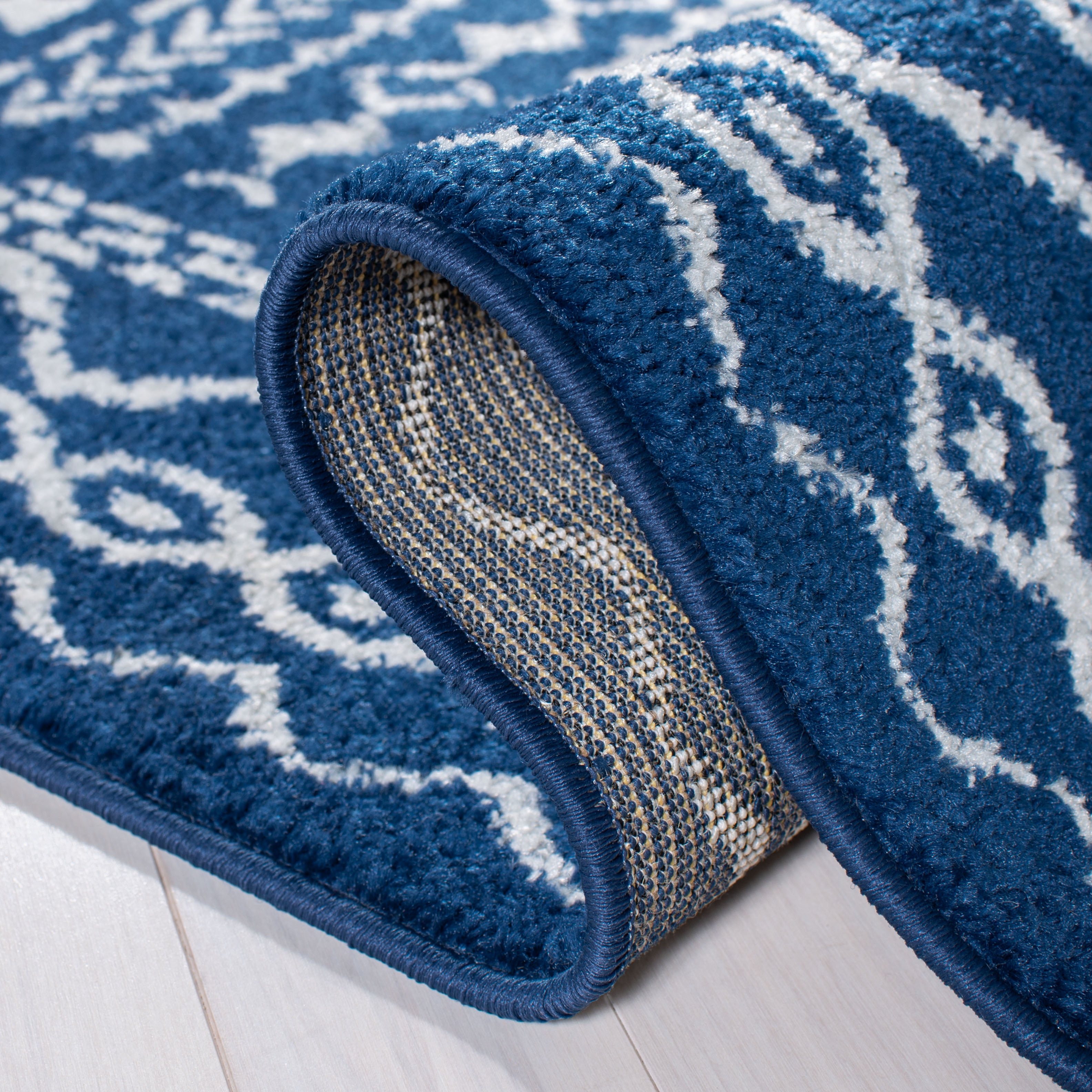 SAFAVIEH Tulum Ronald Distressed Runner Rug, Navy/Ivory, 2' x 13'