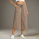 thumbnail image 2 of Pantalones capri deportivos casuales de color liso con cordón para mujer, cintura elástica, para verano, 2 of 6