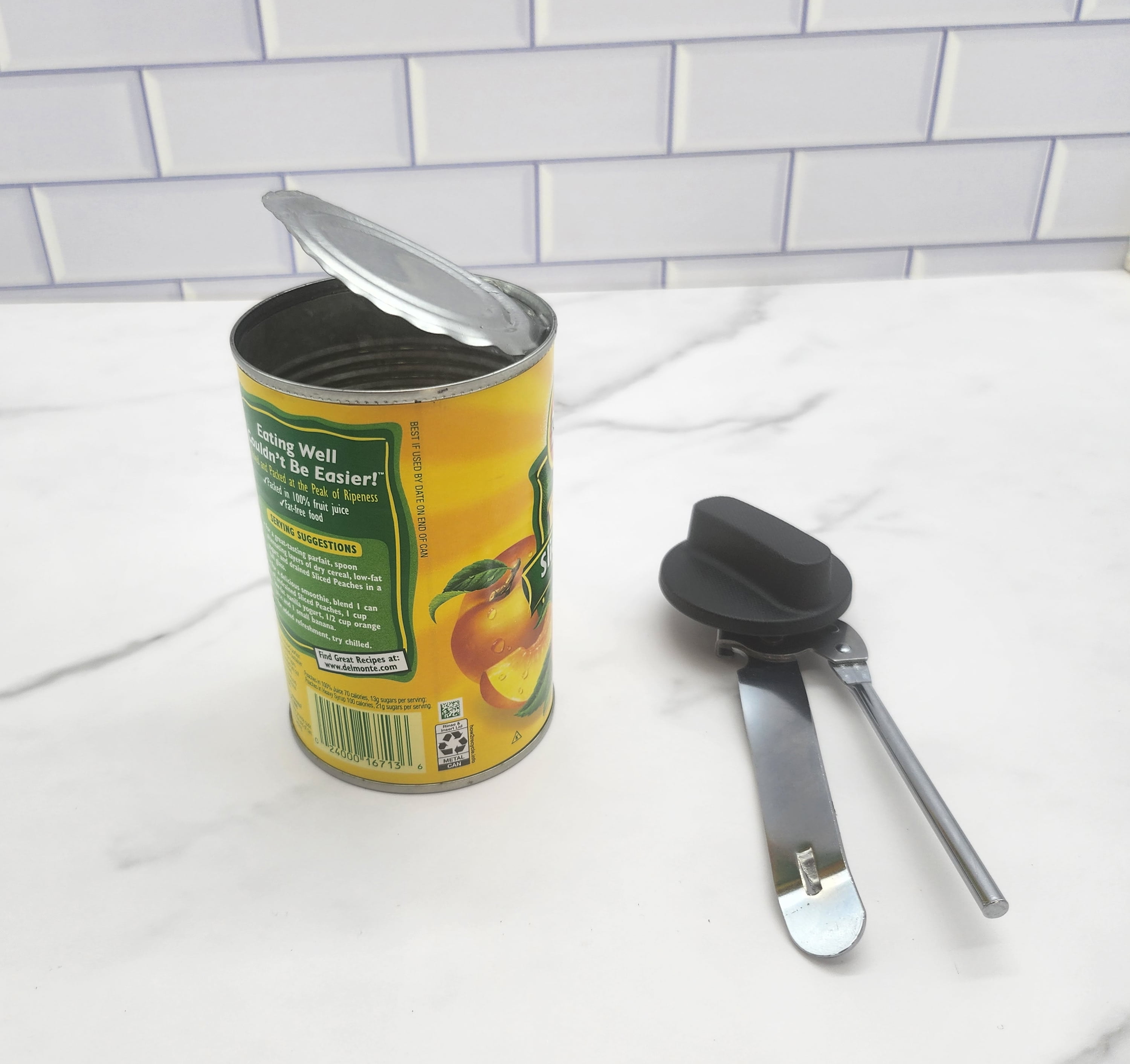The Correct Way To Use A Can Opener