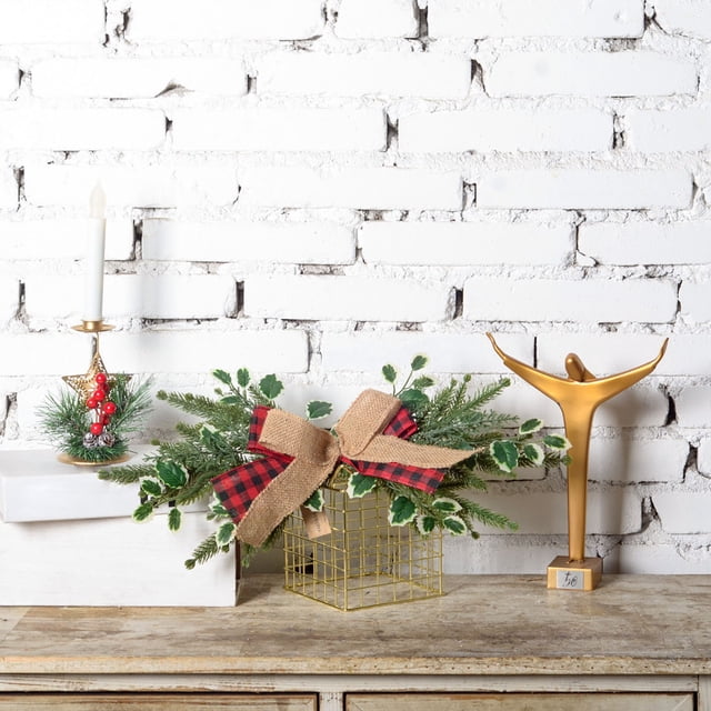Christmas Garland Wall Hanging, Festive Green Plants Lintel Decor, Simulated Plants Arrangement, Home Entryway, Holiday Season, Wedding Party, Metal Frame, Elegant Style, for Living Room