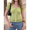 thumbnail image 1 of Blusa Corta Verde Con Volantes, Encaje Floral Y Cuello Cuadrado, 1 of 30