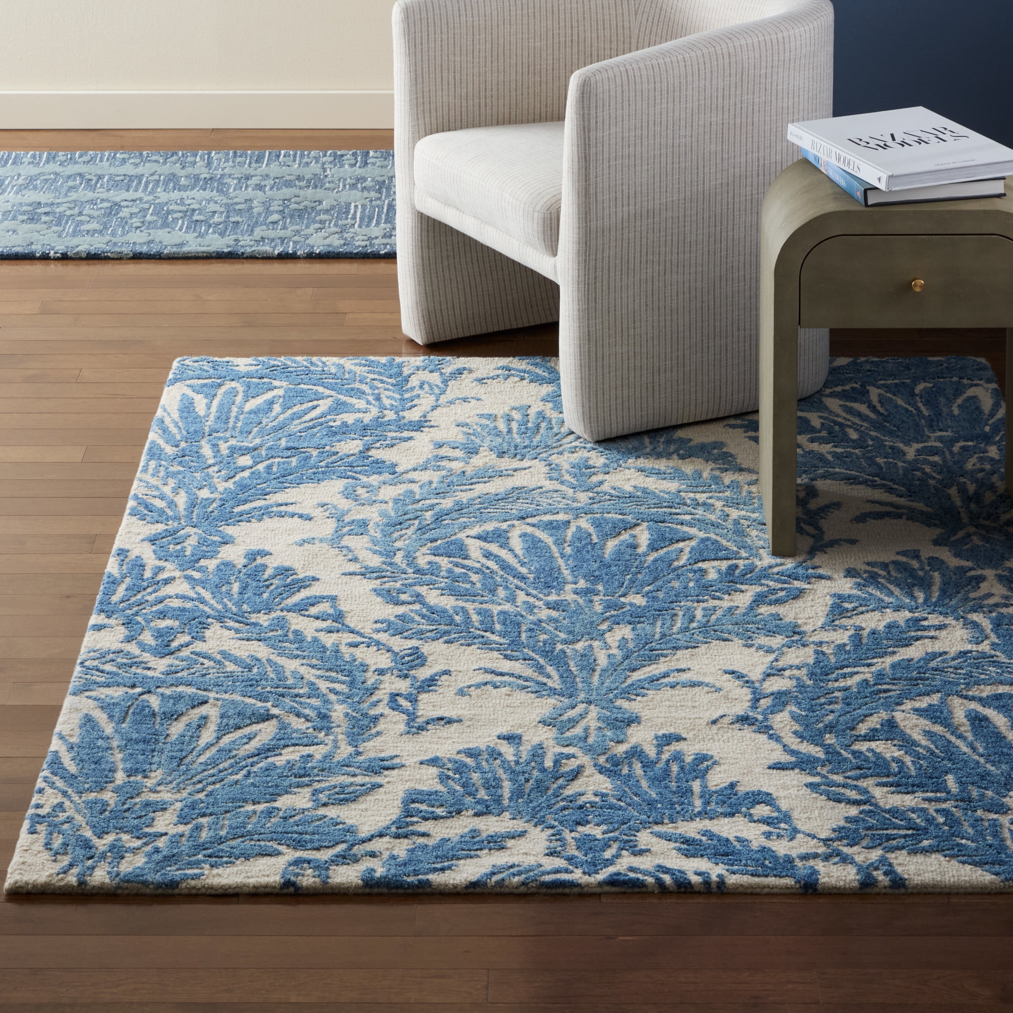 NICOLE MILLER NEW YORK Mod Damask Chambray Handcrafted Area Rug, 100% Wool Rug, Blue, 8'x10'