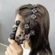 thumbnail image 3 of 4 Uds. Pinzas para el cabello laterales de tres flores, pinzas para el cabello seccionadas, bandas para el cabello de tela satinada, pinzas para el cabello para estilizar la sección, 3 of 5