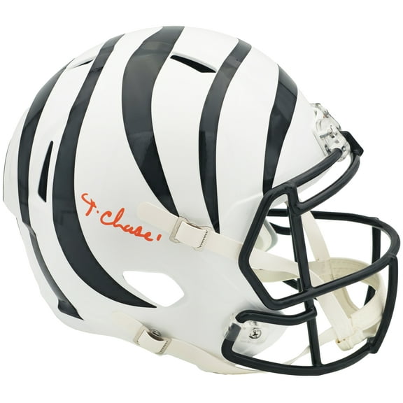 Ja'Marr Chase Autographed Cincinnati Bengals White 2022 Alternate Full Size Speed Replica Helmet Beckett BAS Witness 228827
