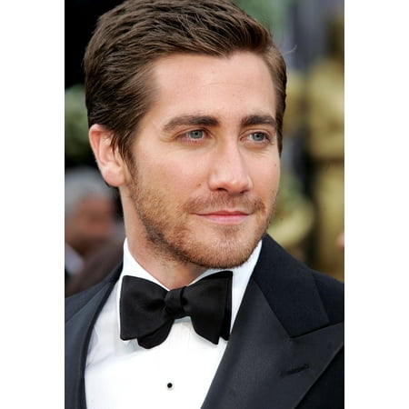 0.5 Award - Jake Gyllenhaal At Arrivals For Oscars 78Th Annual Academy Awards The Kodak Theater Los Angeles Ca March 05 2006 Photo By Emilio FloresEverett Collection Celebrity