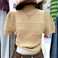 thumbnail image 3 of Camiseta de manga corta de punto con cuello alto, diseño de manga abullonada blanca para mujer, chaqueta pequeña elegante y ajustada para mujer., 3 of 6
