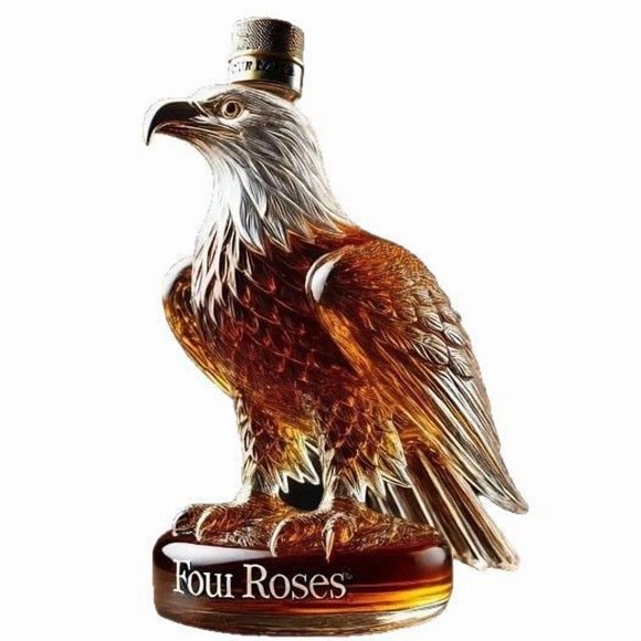 Whiskey Decanters Set, Glass Animal Shaped Bottles, Novelty Bar Display, Decorative Liquor Container 300ml (Eagle C model)