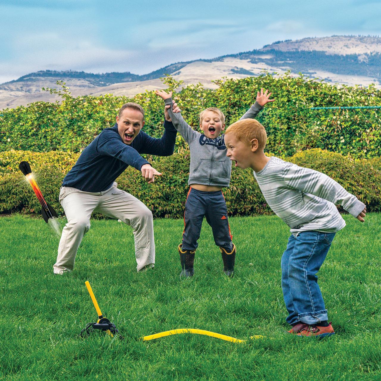 National Geographic Light Up Air Rockets Set photo 8