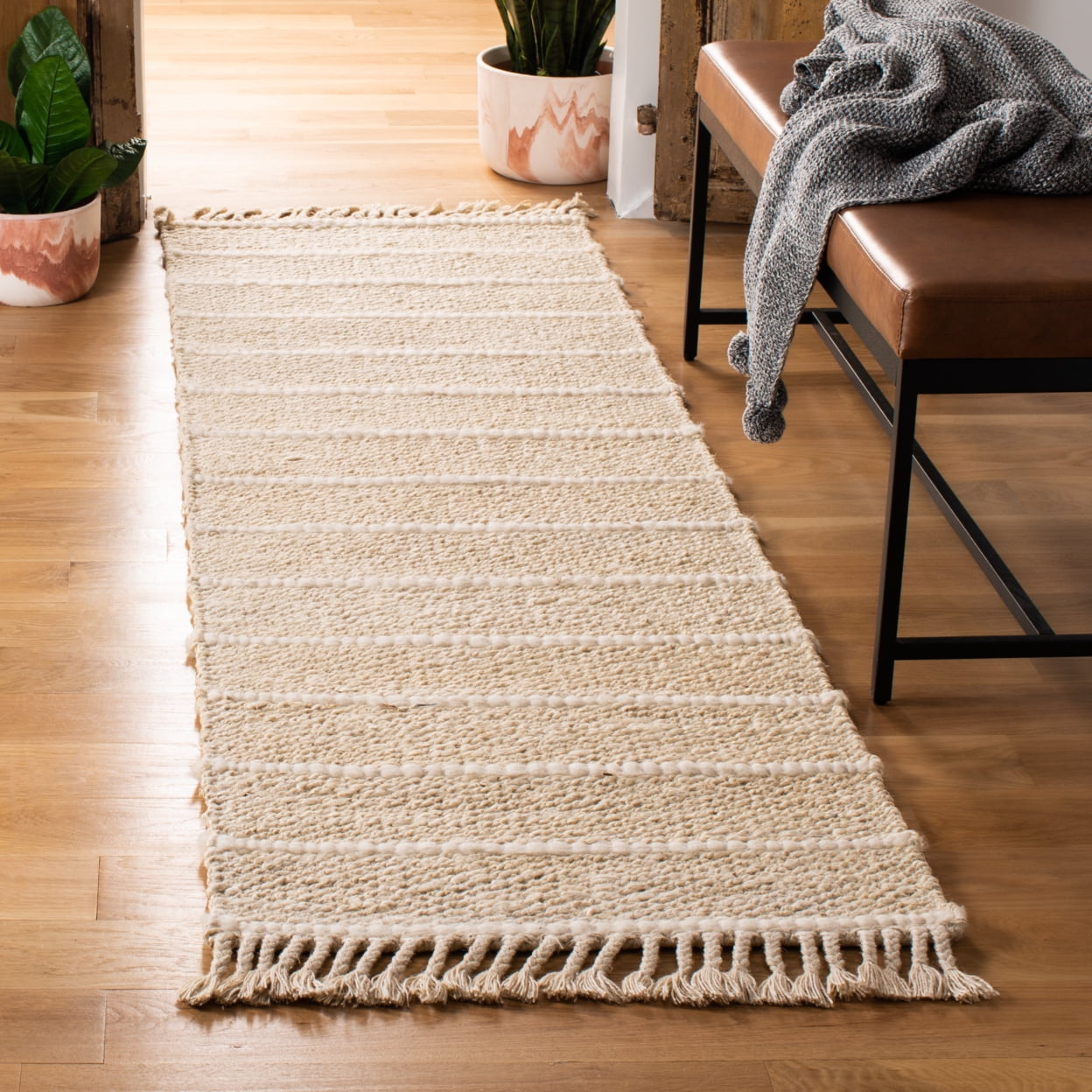 SAFAVIEH Natural Fiber Carrie Braided Area Rug, Ivory, 6' x 6' Square