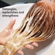 thumbnail image 3 of Acondicionador de cabello Macadamia Professional Weightless Repair 1 litro, 3 of 9