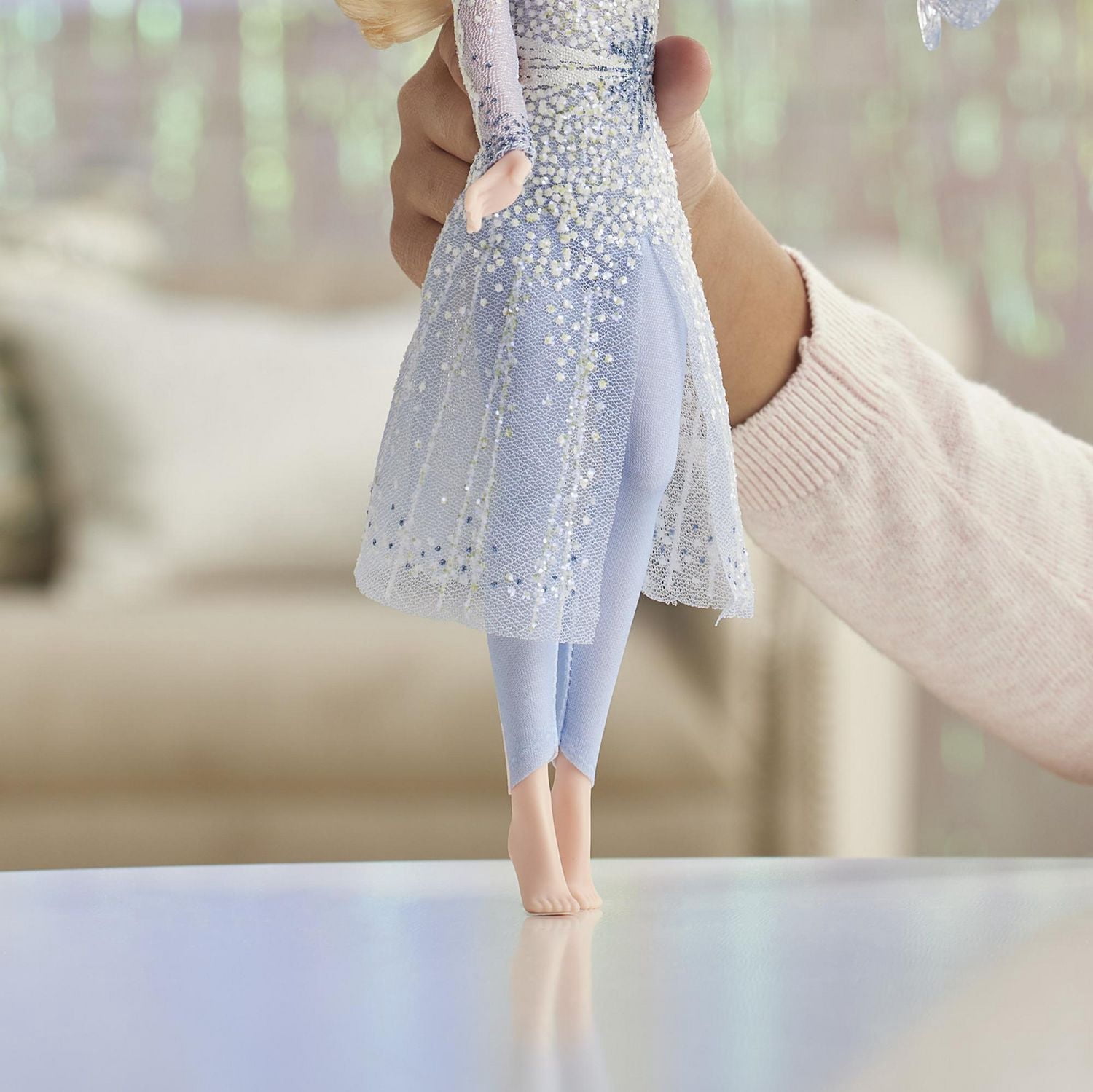 La Reine des neiges, poupée Elsa Découverte magique avec sons et lumières