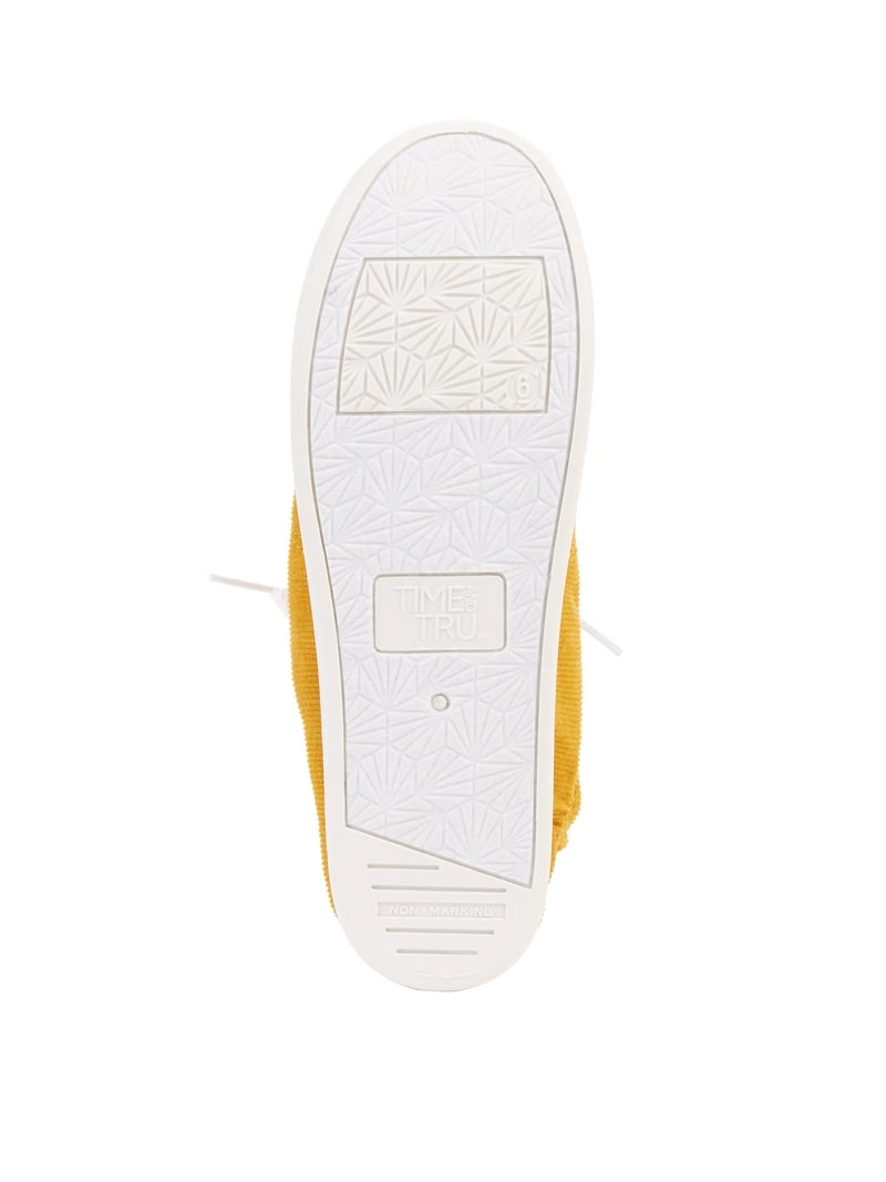 Time and Tru Canvas Sneaker women's Scrunch Back Style