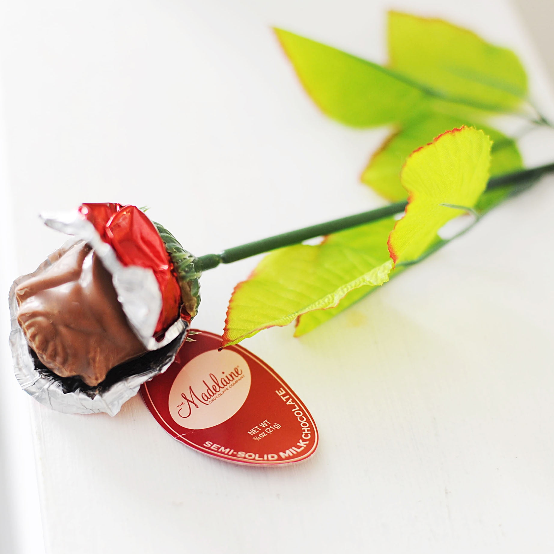 The Madelaine Chocolate Company Milk Chocolate Valentine Rose, 0.75 oz