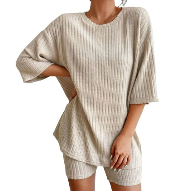 2025 Conjunto de dos piezas para vacaciones para mujer: pantalones cortos y top de color liso, poliéster, moda informal para verano/playa
