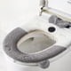thumbnail image 1 of Tapa De Inodoro, Tela Suave Bordada, Fácil Instalación Y Limpieza, Parte Trasera Higiénica E Impermeable, Accesorio De Baño Duradero Y Resistente Al Desgaste Para El Hogar, 1 of 8