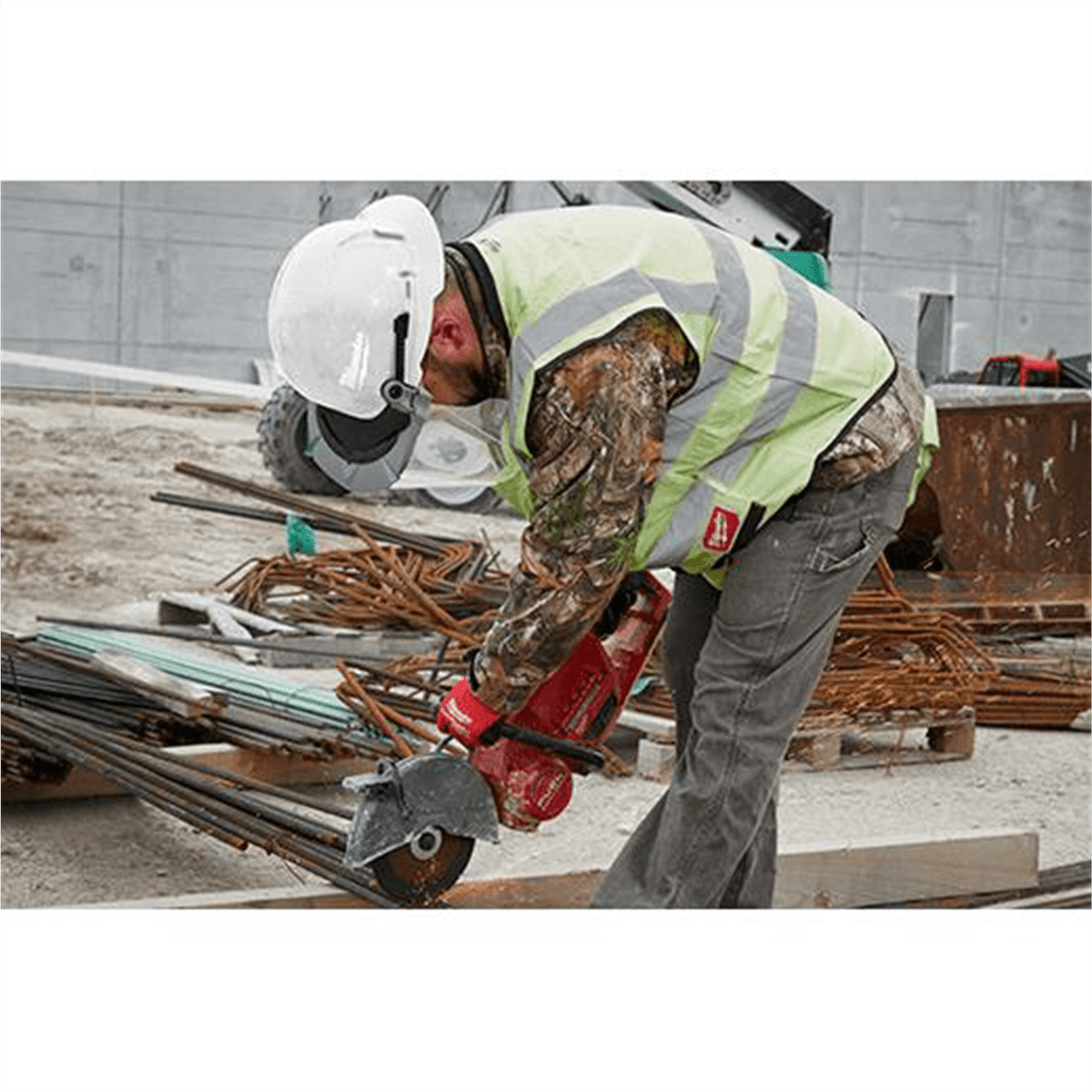 Milwaukee Tool BOLT White Full Brim Hard Hat w/6pt Ratcheting Suspension (USA) - Type 1, Class E