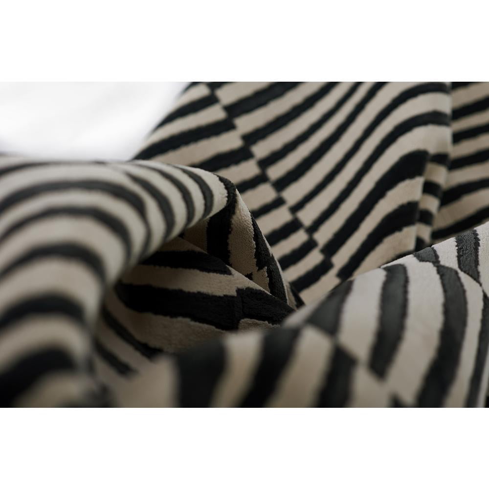 Momeni Xander Polyester Blend Striped Black Area Rug 9'3" X 12'6"