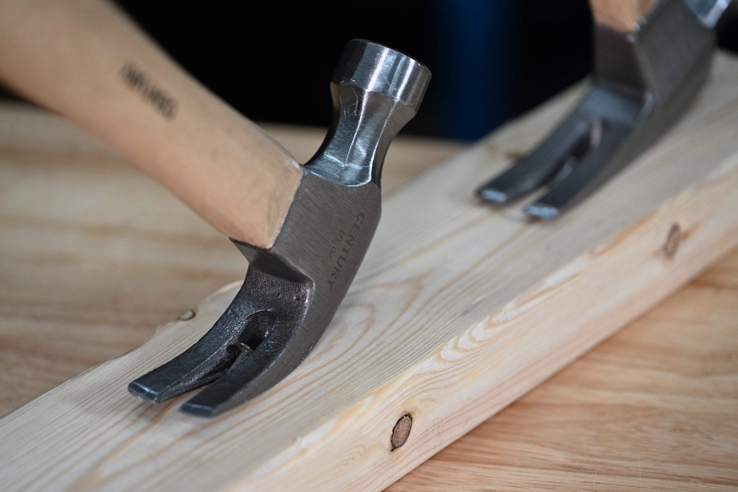 Century Drill & Tool 72276 Straight Claw Hammer, 16oz, Drop-Forged Steel, Hickory Wood Handle, Durable Ripping Hammer for Carpentry, Demolition & DIY