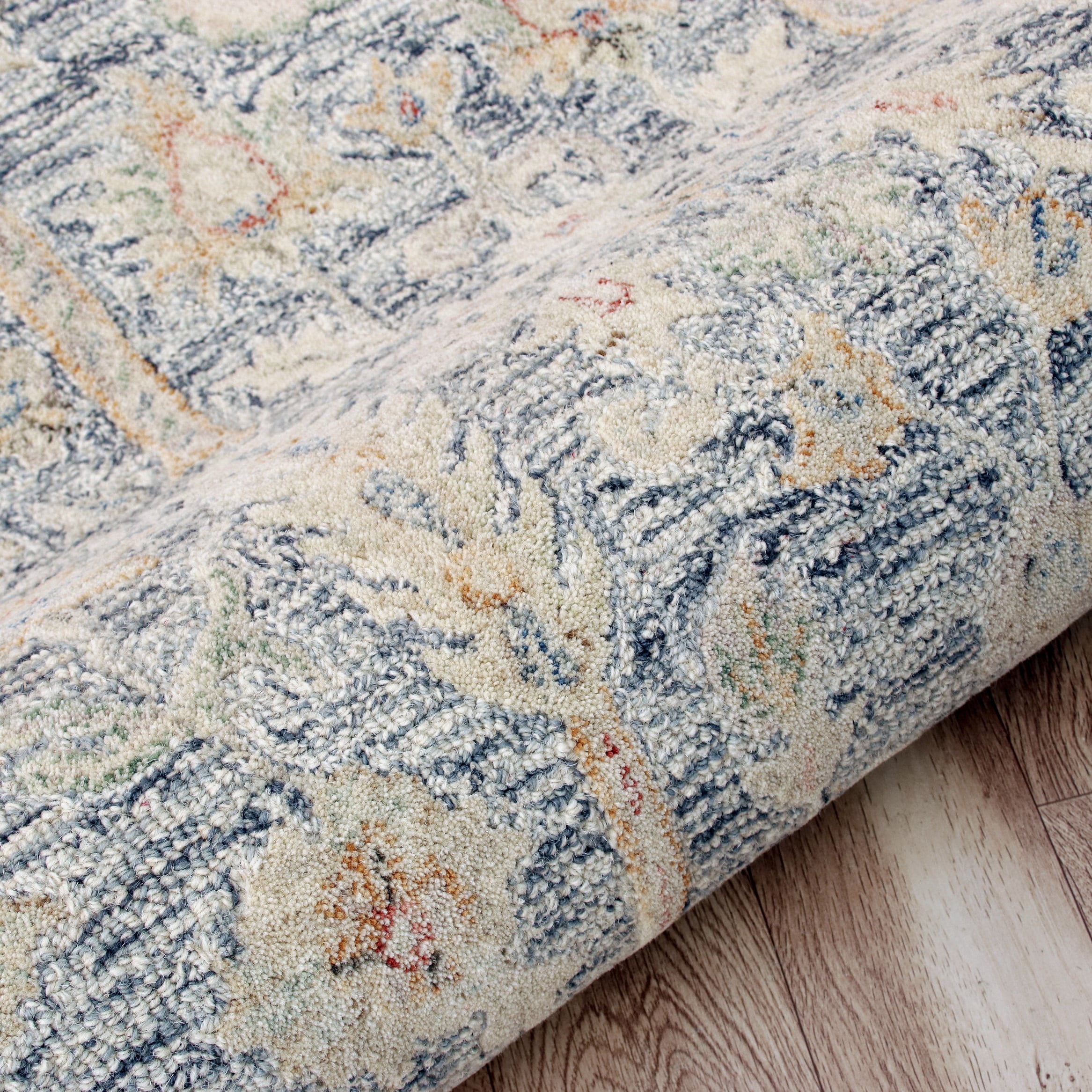 LR Home Viane Blythe Blue/Taupe Vintage Floral Wool Area Rug, 7'9" x 9'9"