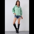 thumbnail image 4 of Camisa A Rayas con Botones, 3/4, Hombros Caídos, Corte Holgado, Dobladillo con Volantes, para Mujer Verde M, 4 of 6